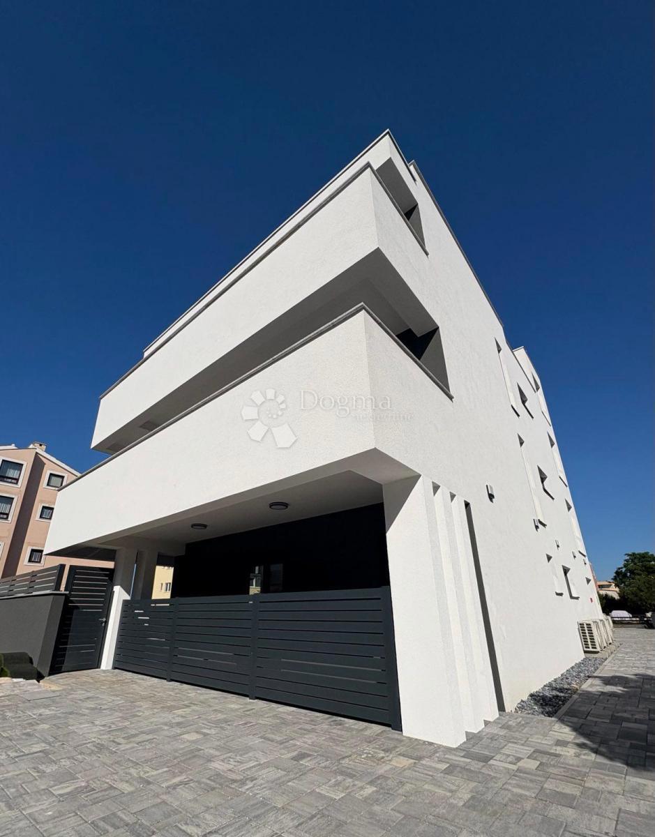Stanovanje Škrapavac, Privlaka, 213,17m2