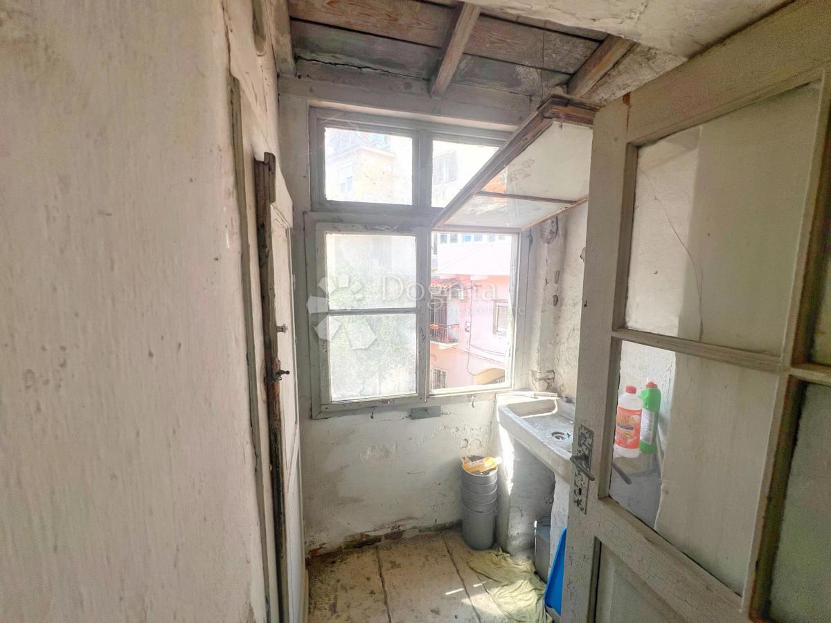 Stanovanje Centar, Pula, 42,35m2