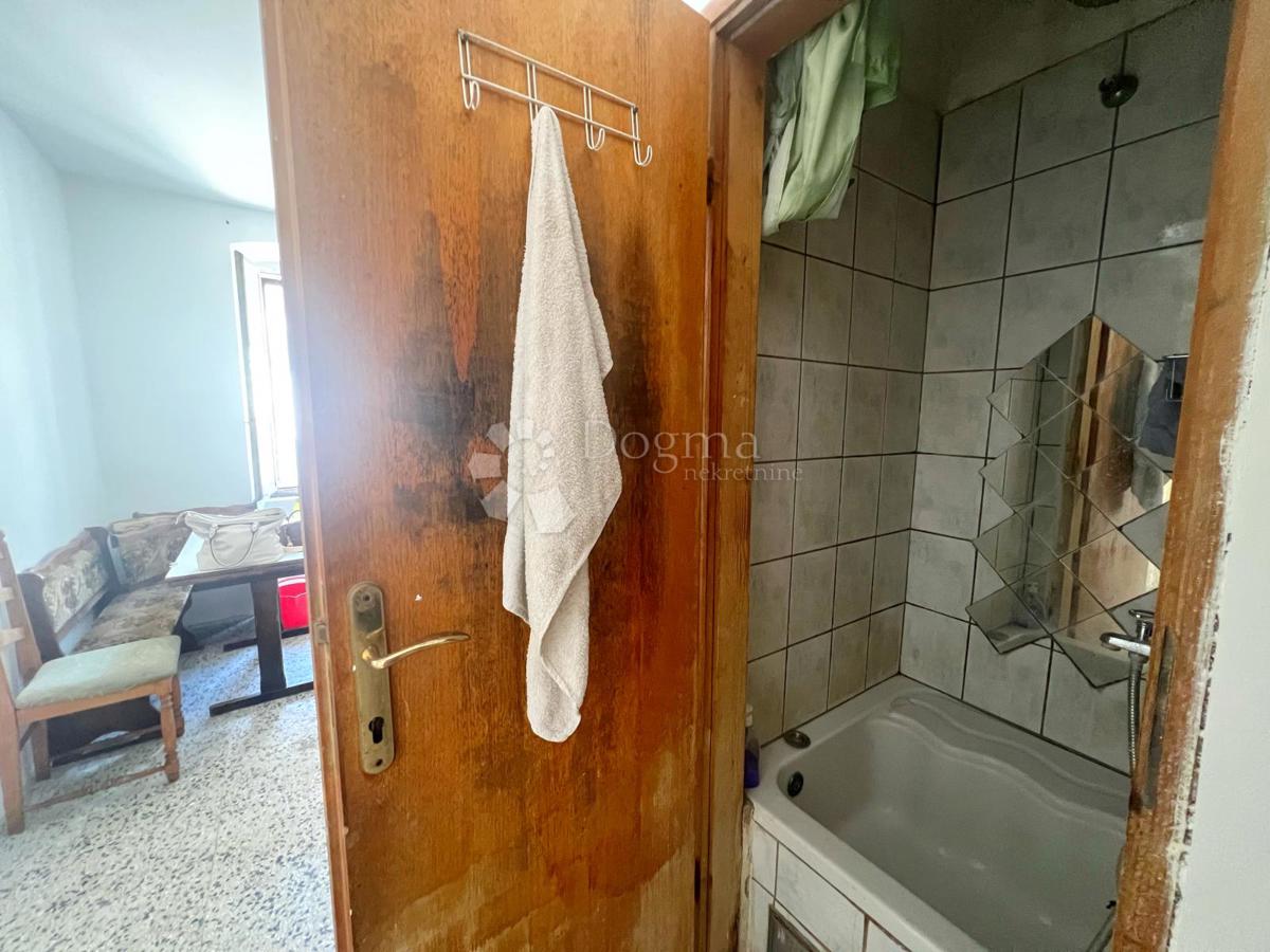 Stanovanje Centar, Pula, 42,35m2