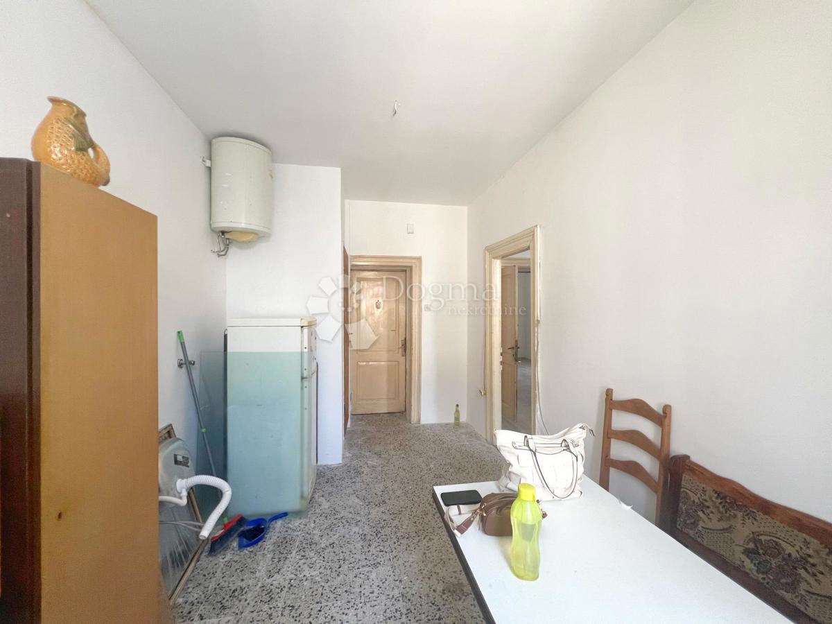 Stanovanje Centar, Pula, 42,35m2