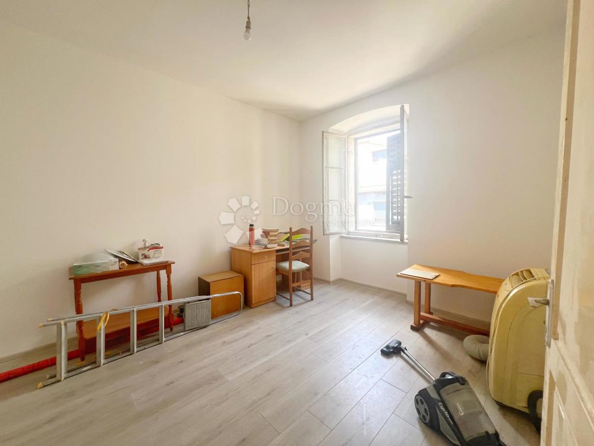 Stanovanje Centar, Pula, 42,35m2