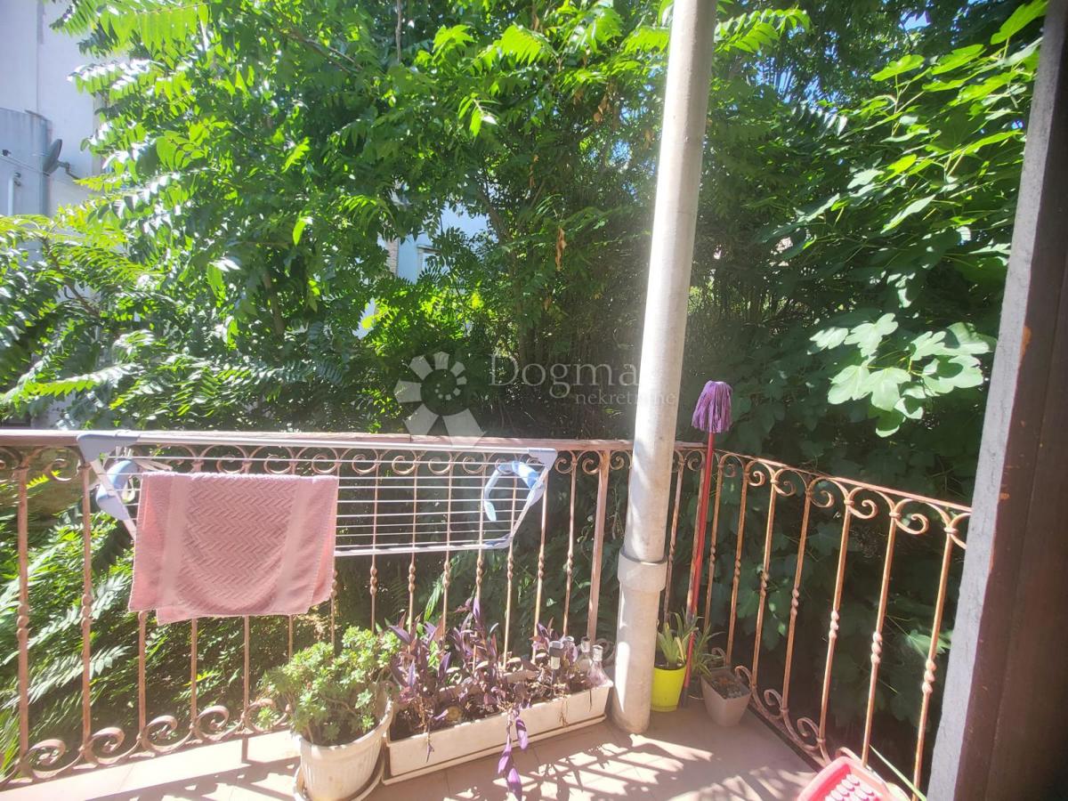 Stanovanje Centar, Pula, 67,75m2