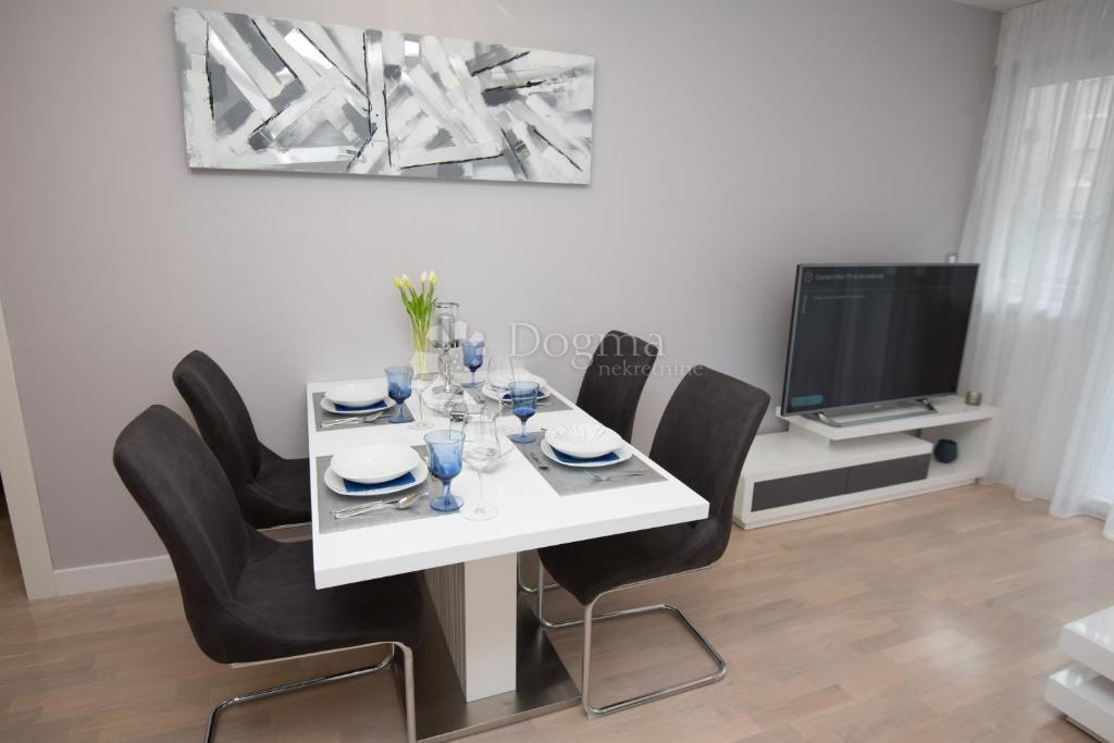 Stanovanje: Split, 59 m2
