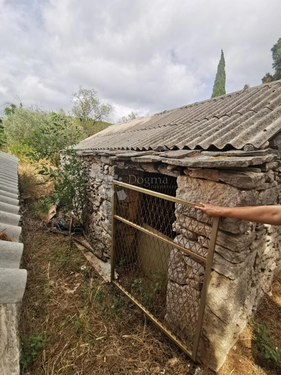 Hiša Vela Luka, 212m2