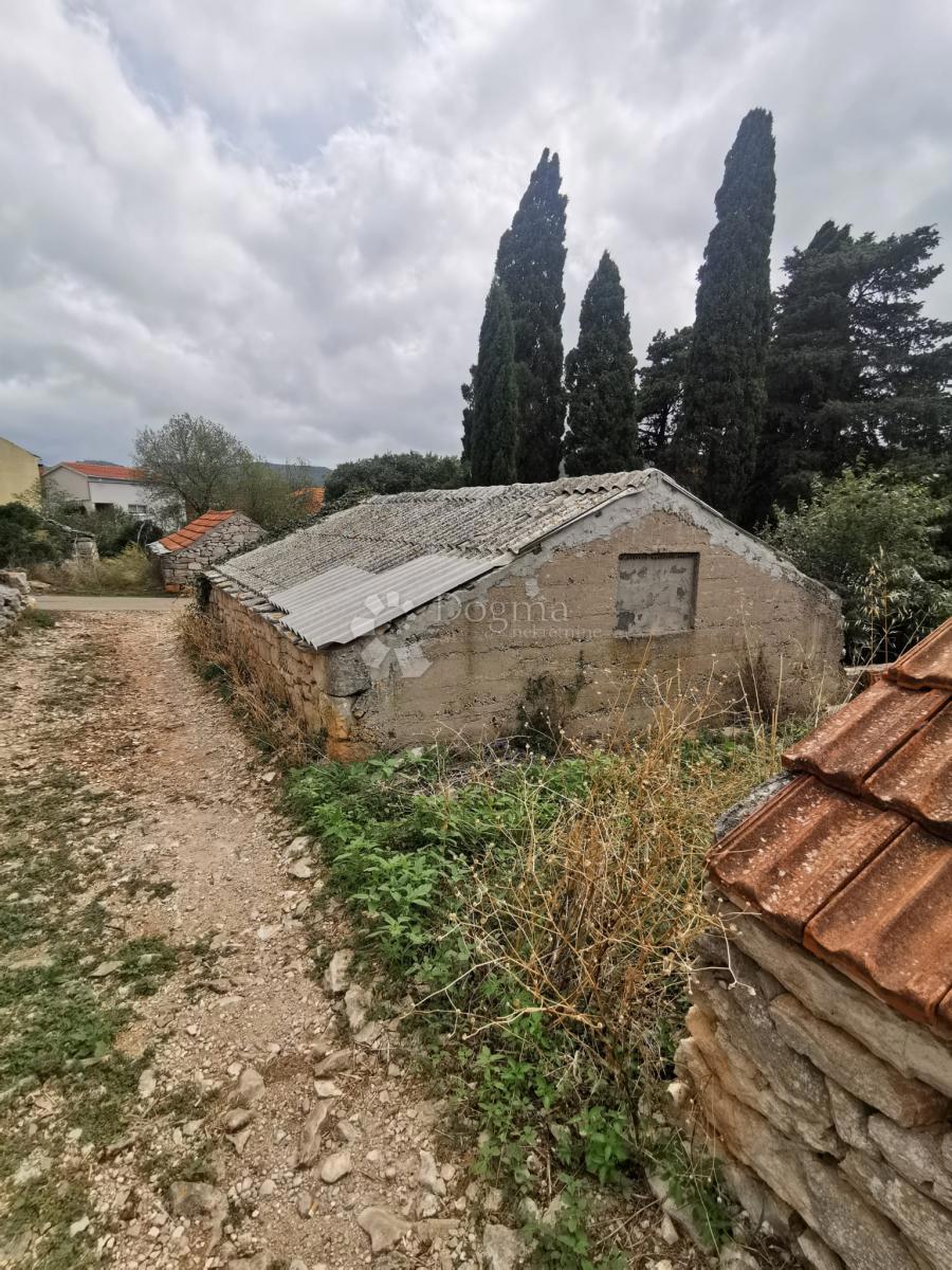 Hiša Vela Luka, 212m2