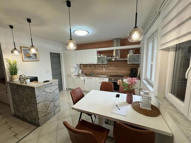 Apartma Pinezići, Krk, 72,57m2