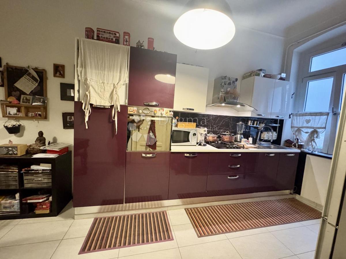 Stanovanje Centar, Rijeka, 87,65m2
