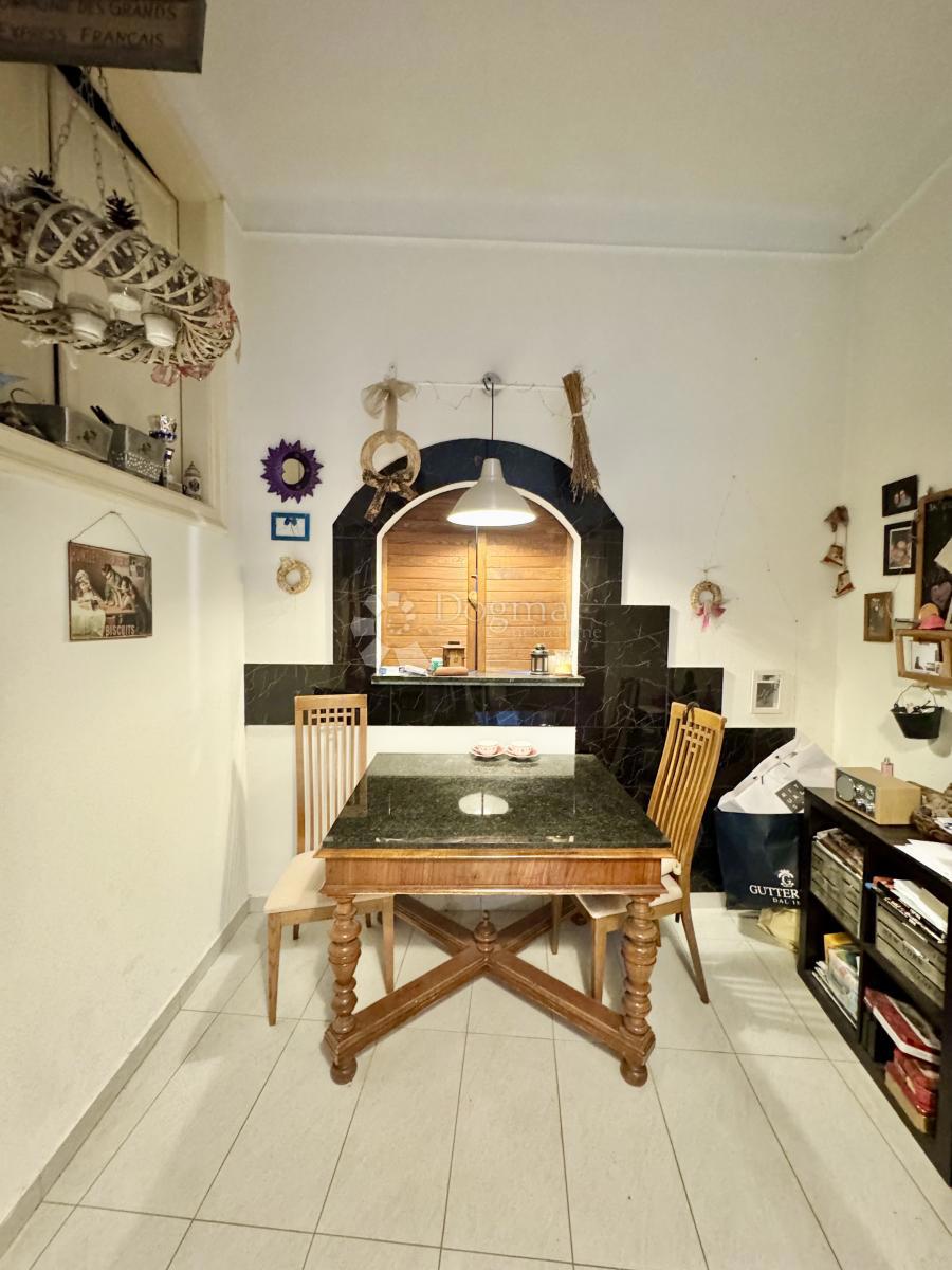 Stanovanje Centar, Rijeka, 87,65m2