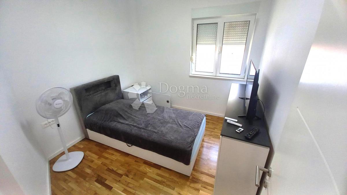 Stanovanje Baška Voda, 83,70m2