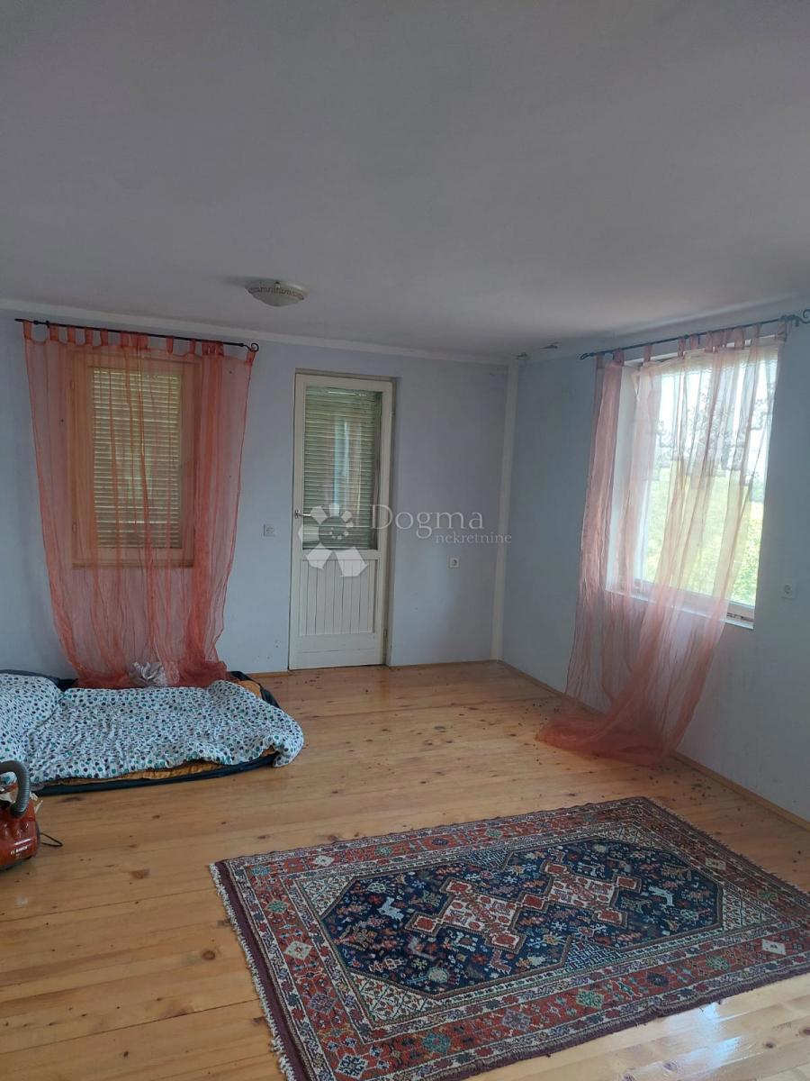 Hiša Dalj, Erdut, 1.306m2
