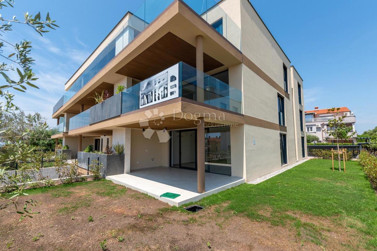 Stanovanje Novigrad, 253,10m2