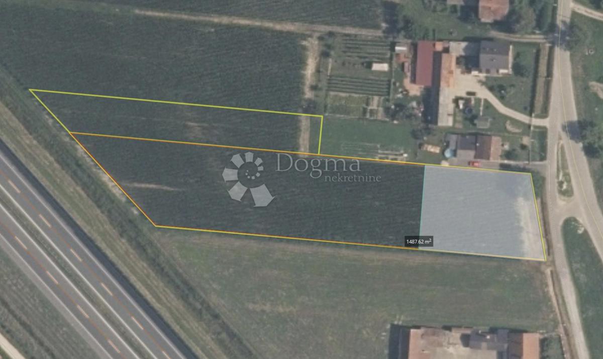 Zazidljivo zemljišče Okešinec, Križ, 7.111m2