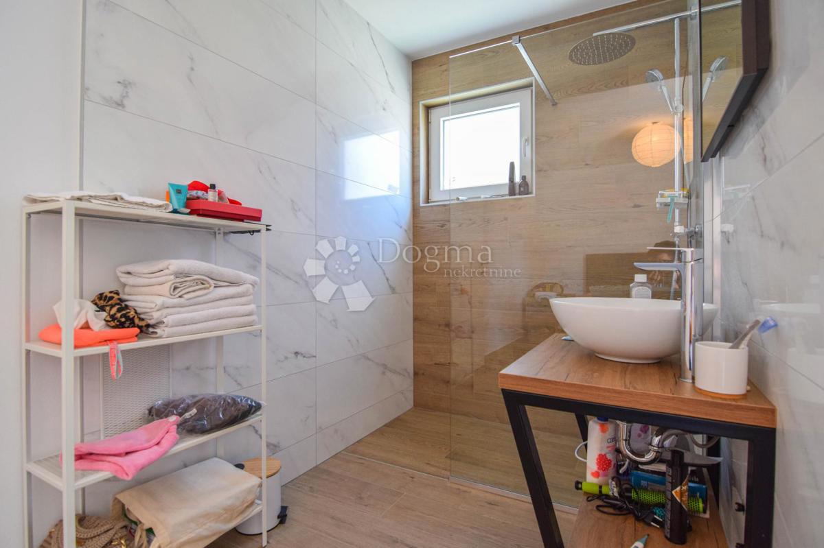 Hiša Novigrad, 135,30m2