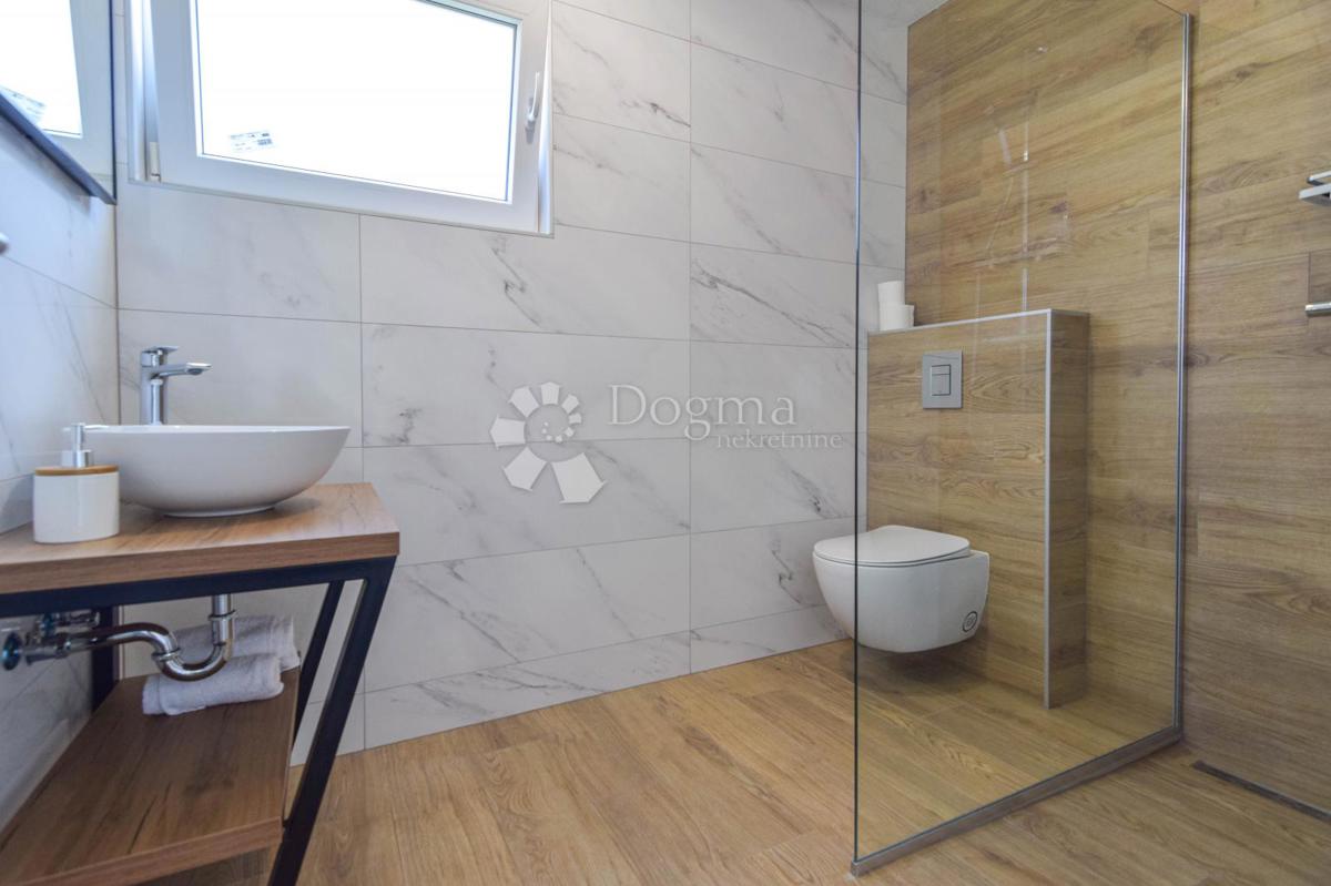 Hiša Novigrad, 135,30m2