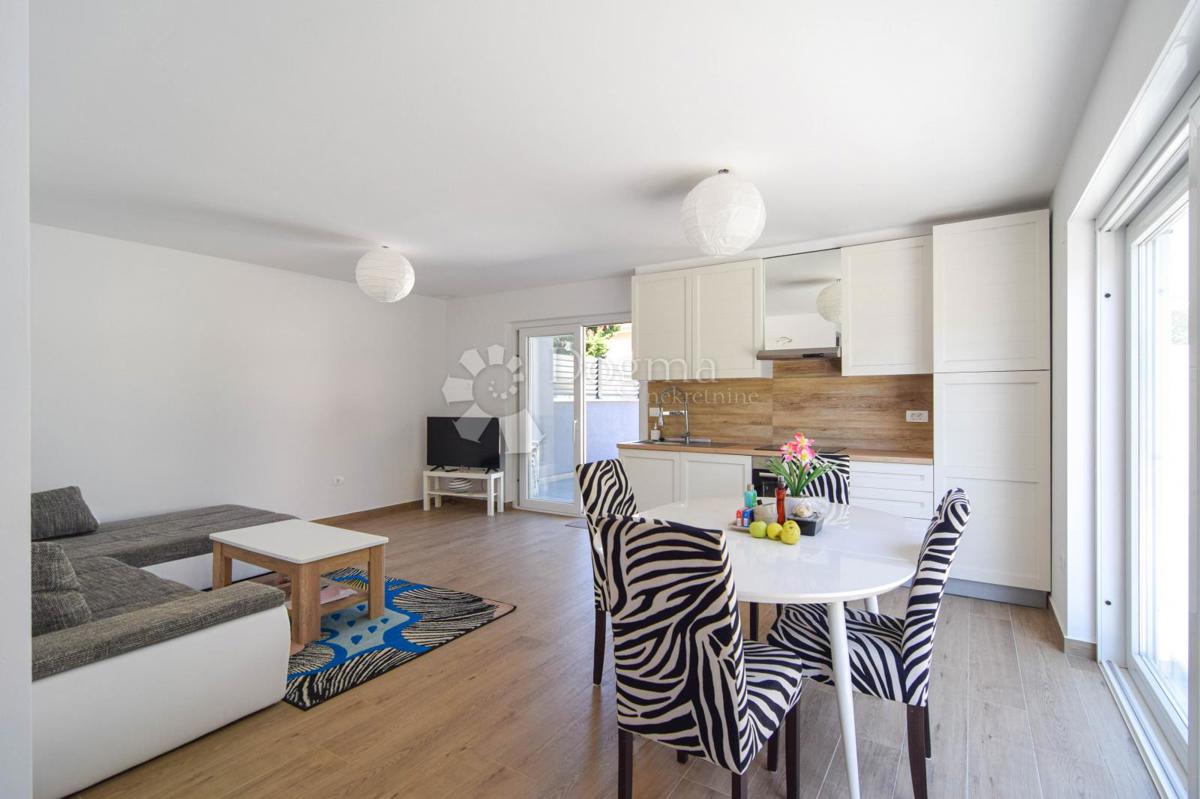 Hiša Novigrad, 135,30m2