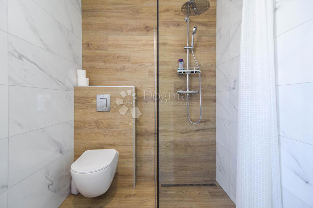 Hiša Novigrad, 135,30m2