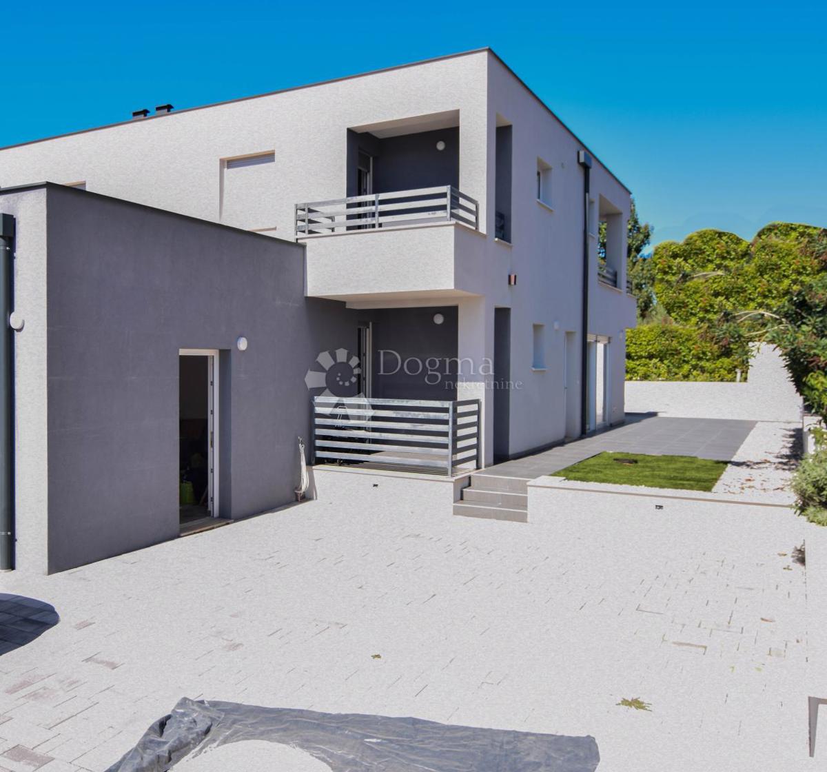 Hiša Novigrad, 135,30m2