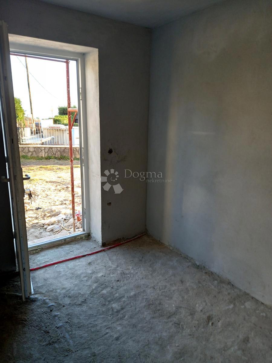 Matulji, na novo prenovljeno stanovanje v centru