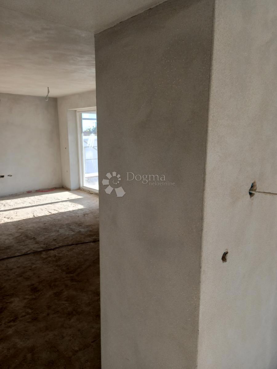 Matulji, na novo prenovljeno stanovanje v centru