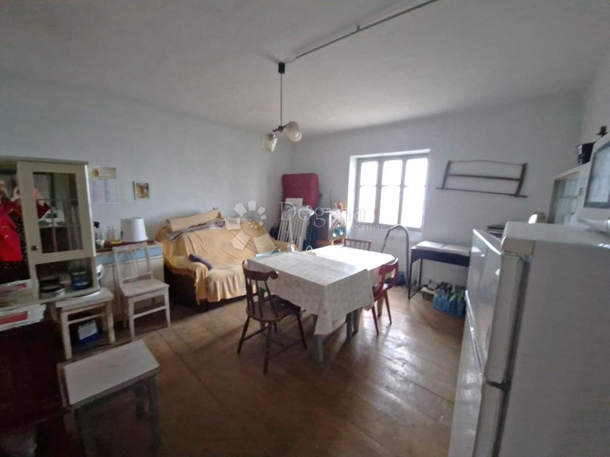 Hiša Tuk, Vrbovsko, 200m2