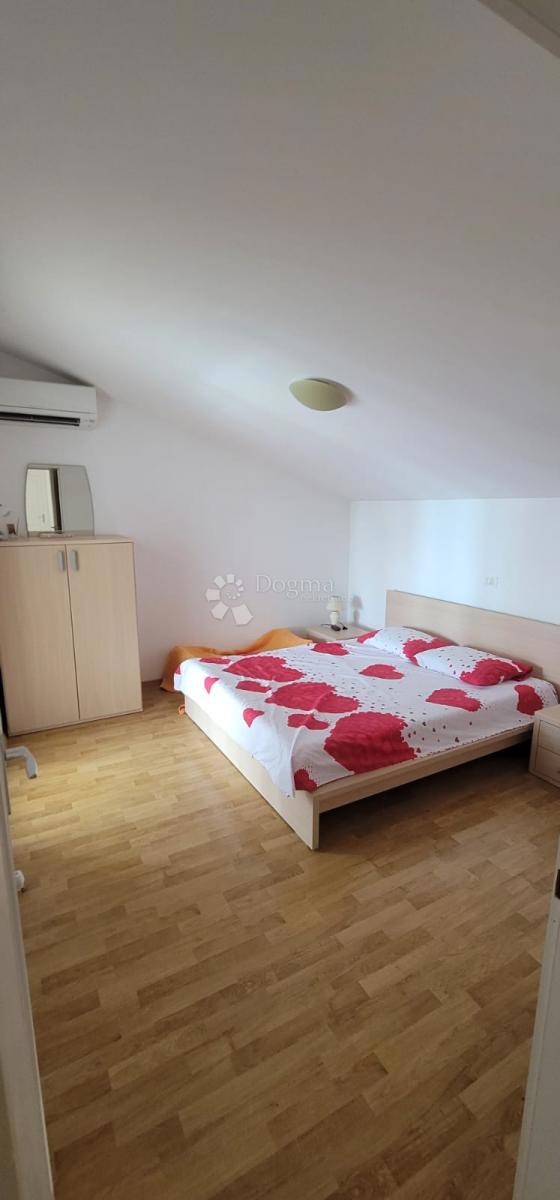 Stanovanje Zambratija, Umag, 180m2