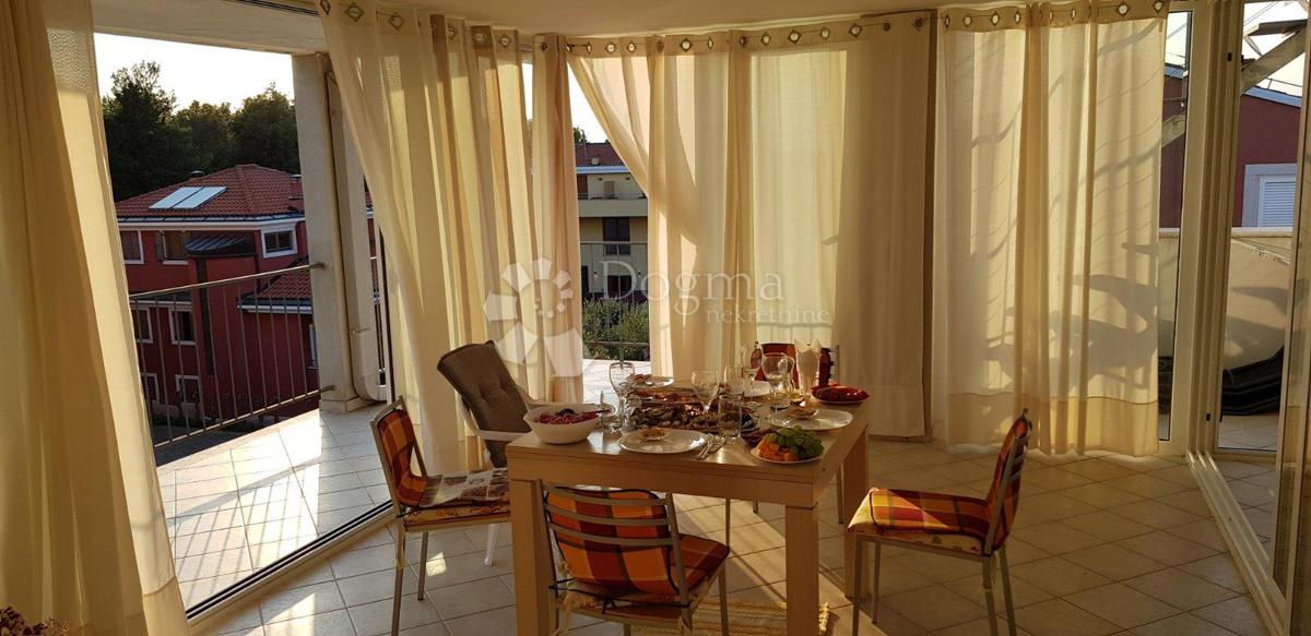 Stanovanje Zambratija, Umag, 180m2