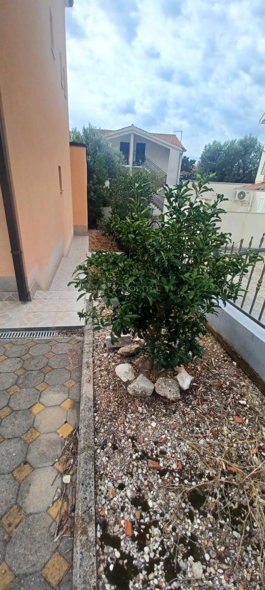 Hiša Podaca, Gradac, 204m2