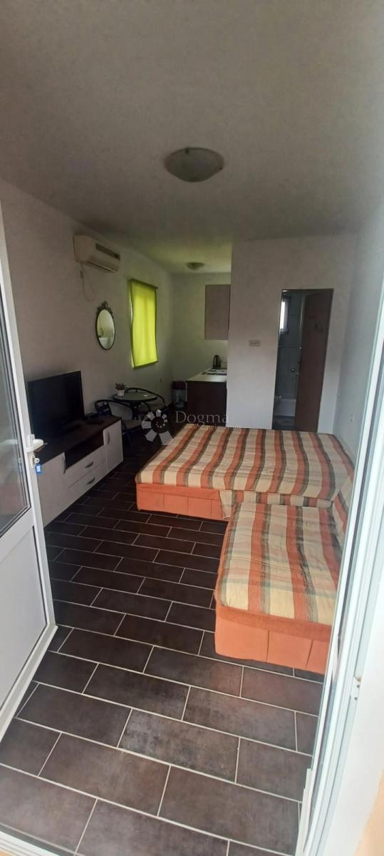 Hiša Podaca, Gradac, 204m2