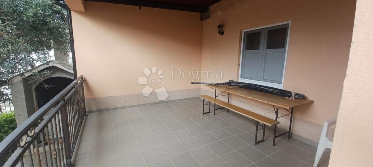 Hiša Podaca, Gradac, 204m2