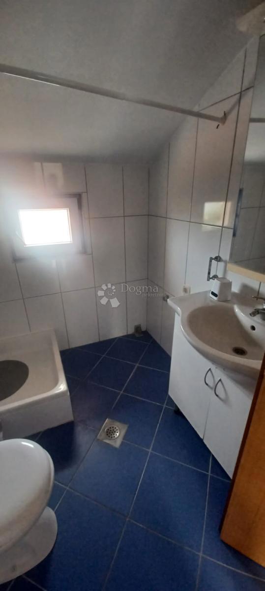 Hiša Podaca, Gradac, 204m2