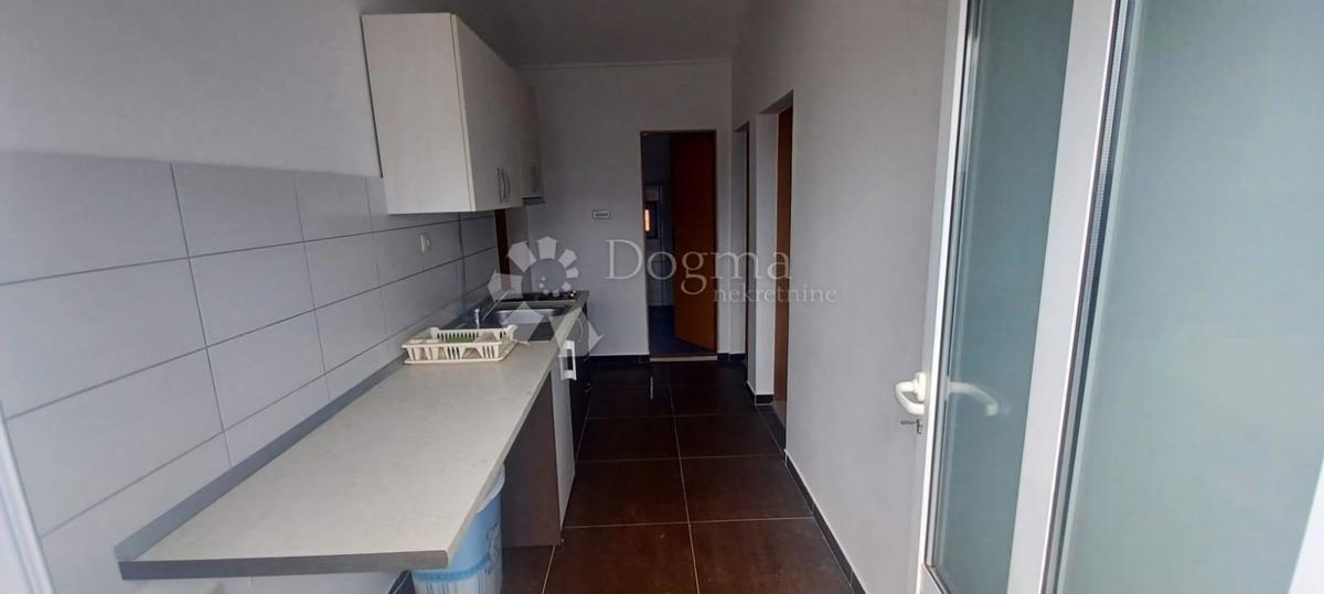 Hiša Podaca, Gradac, 204m2