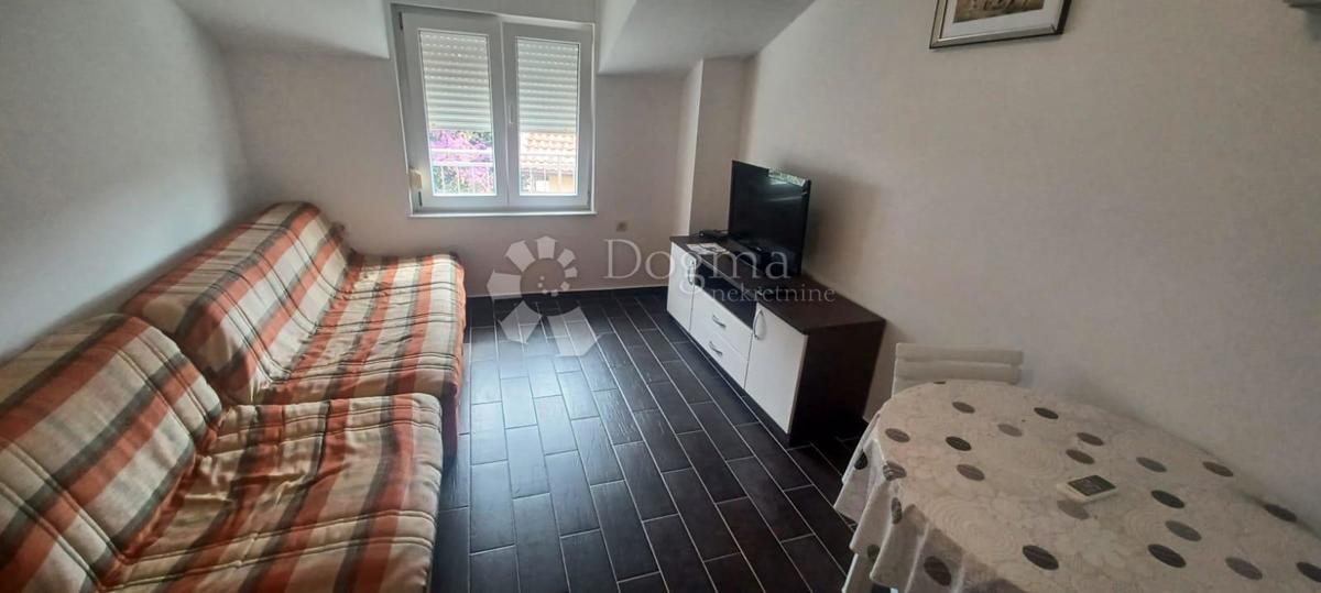 Hiša Podaca, Gradac, 204m2