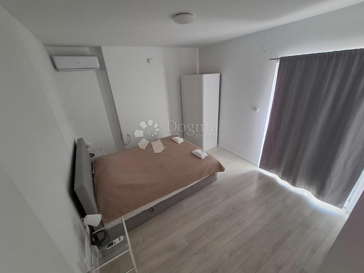 Stanovanje Varoš, Šibenik, 64m2