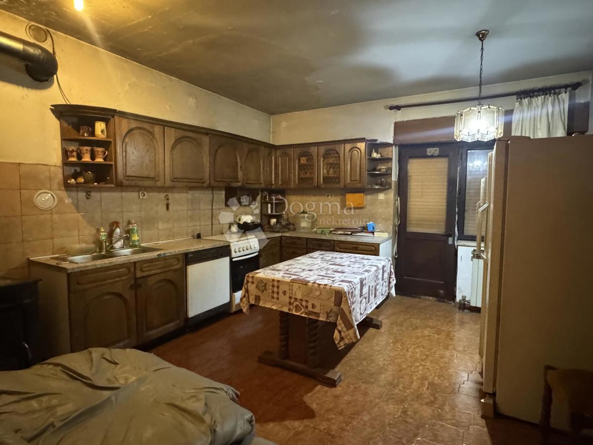 Hiša Kukuljanovo, Bakar, 246m2