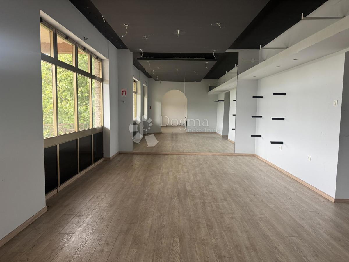 Hiša Kukuljanovo, Bakar, 246m2