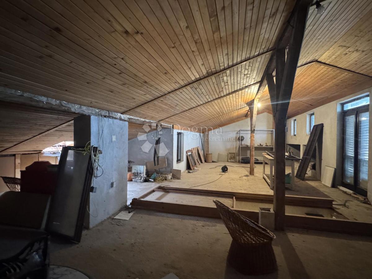 Hiša Kukuljanovo, Bakar, 246m2