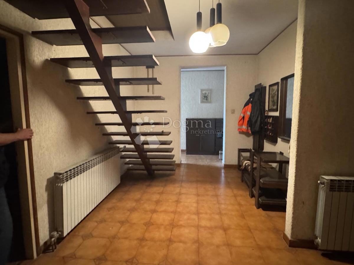 Hiša Kukuljanovo, Bakar, 246m2