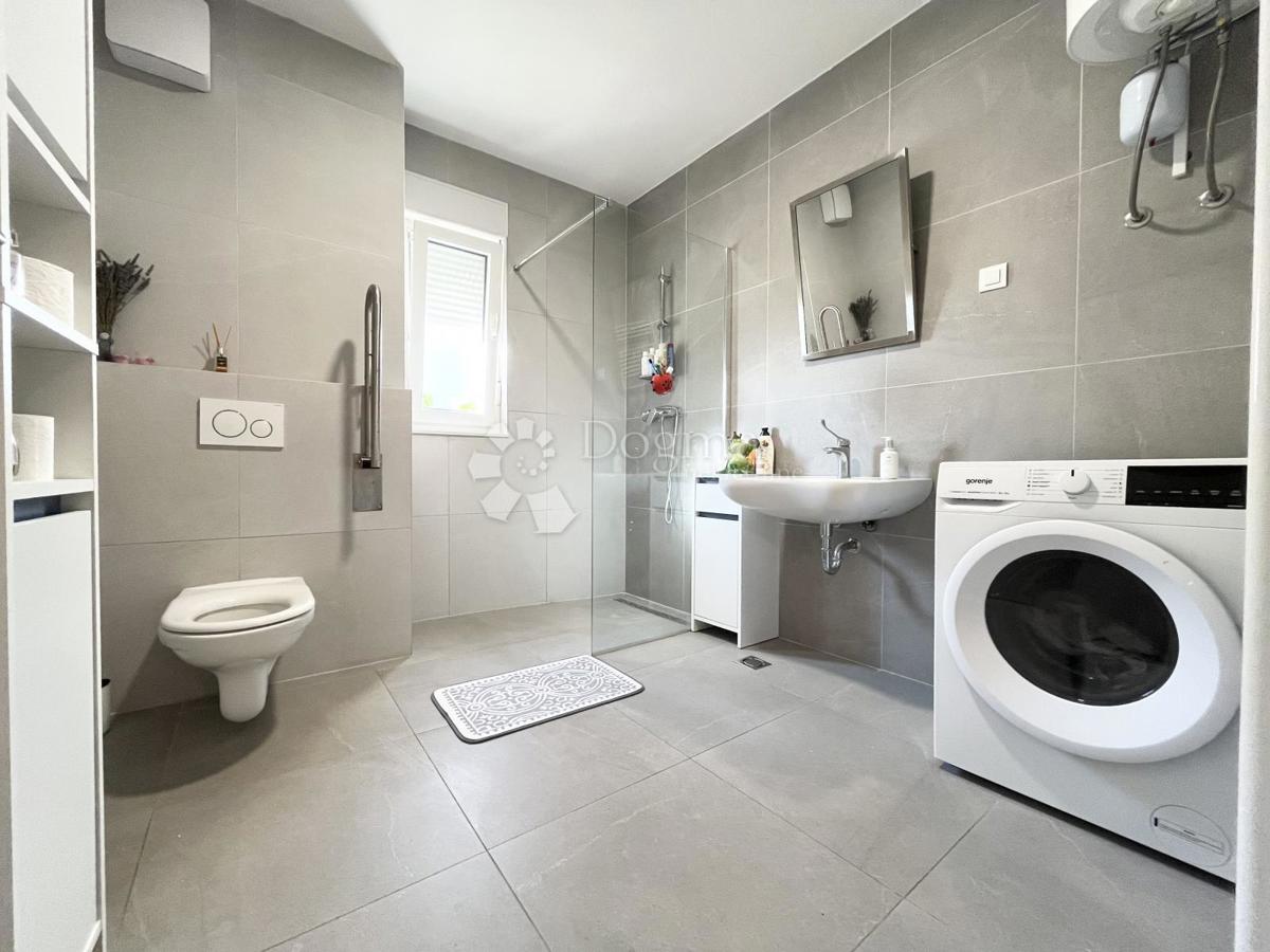 Stanovanje Umag, 70,75m2