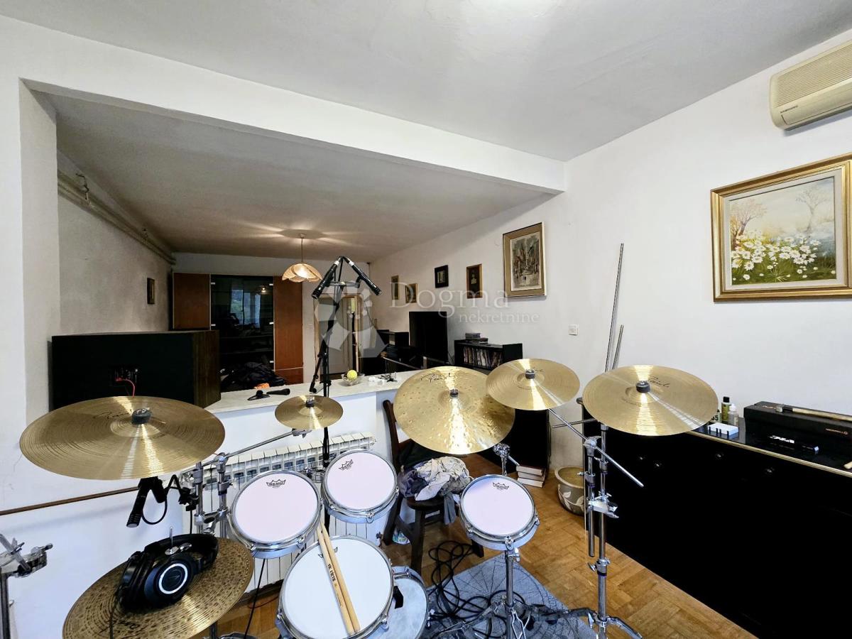 Stanovanje Martinovka, Trnje, 86m2