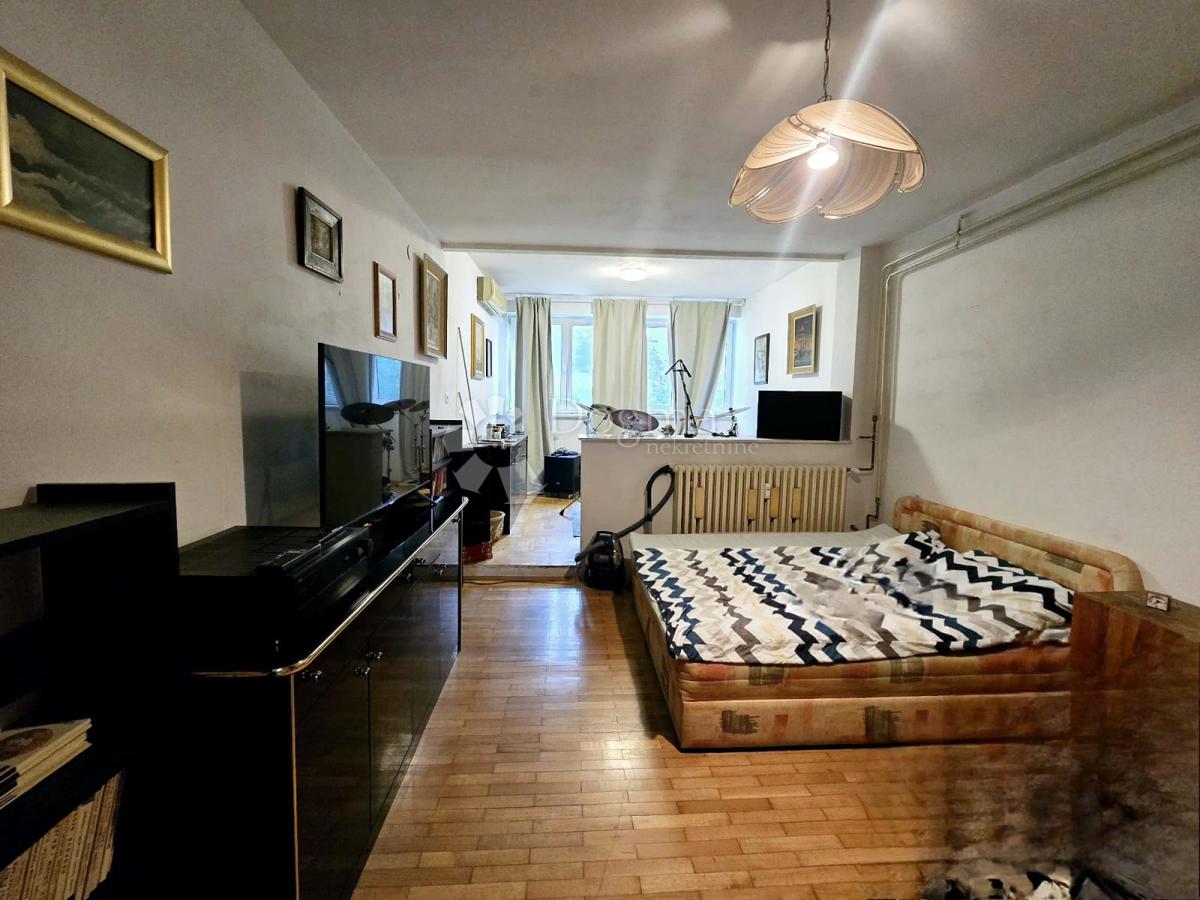 Stanovanje Martinovka, Trnje, 86m2