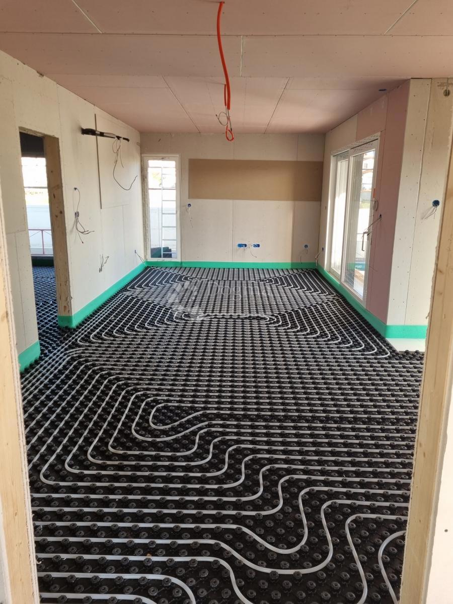 MODERNA VILA Z NESKONČNIM BAZENOM - Pula/Štinjan