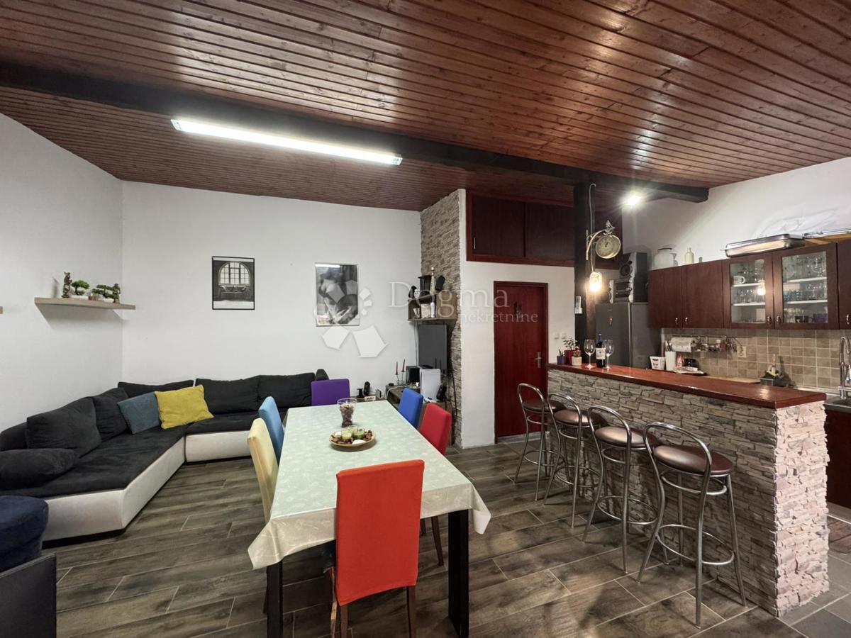 Stanovanje Centar, Bjelovar, 125m2