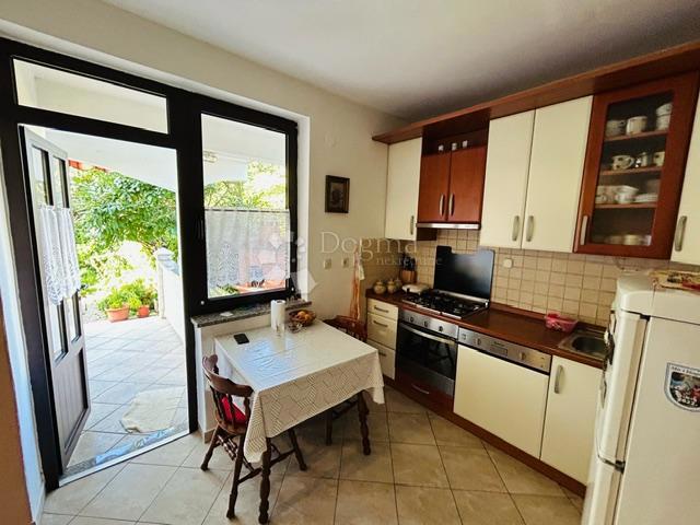 Hiša Palit, Rab, 141m2