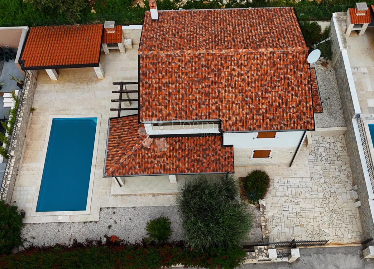 Hiša Kaštelir, Kaštelir-Labinci, 190m2