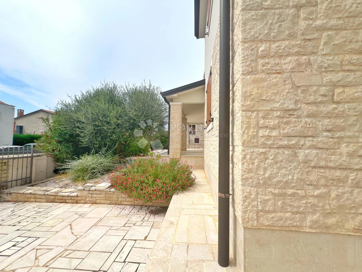 Hiša Kaštelir, Kaštelir-Labinci, 190m2