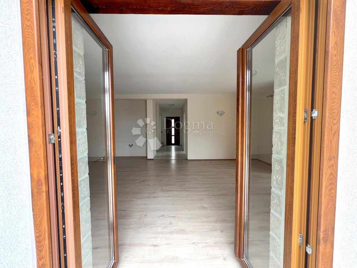 Hiša Kaštelir, Kaštelir-Labinci, 190m2