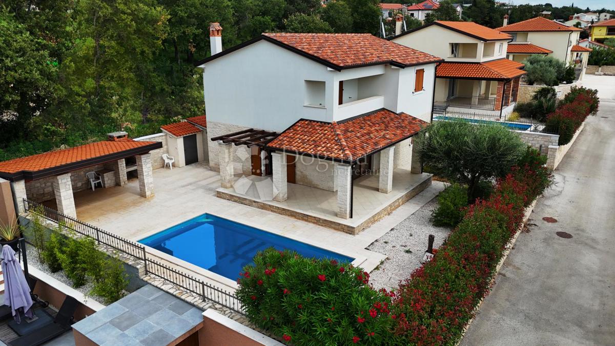 Hiša Kaštelir, Kaštelir-Labinci, 190m2