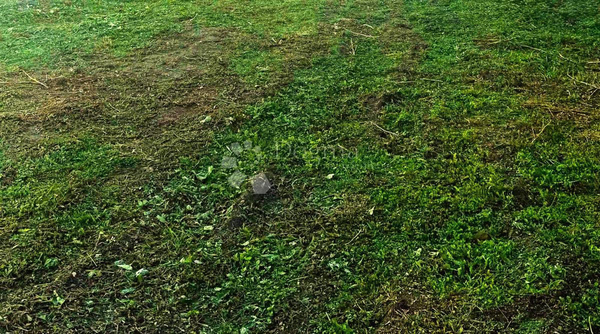 Zazidljivo zemljišče Kotoriba, 524m2