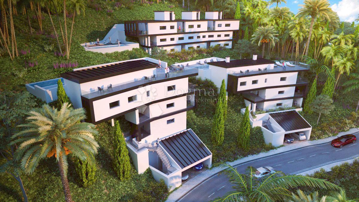 Zazidljivo zemljišče Lovran, 700m2