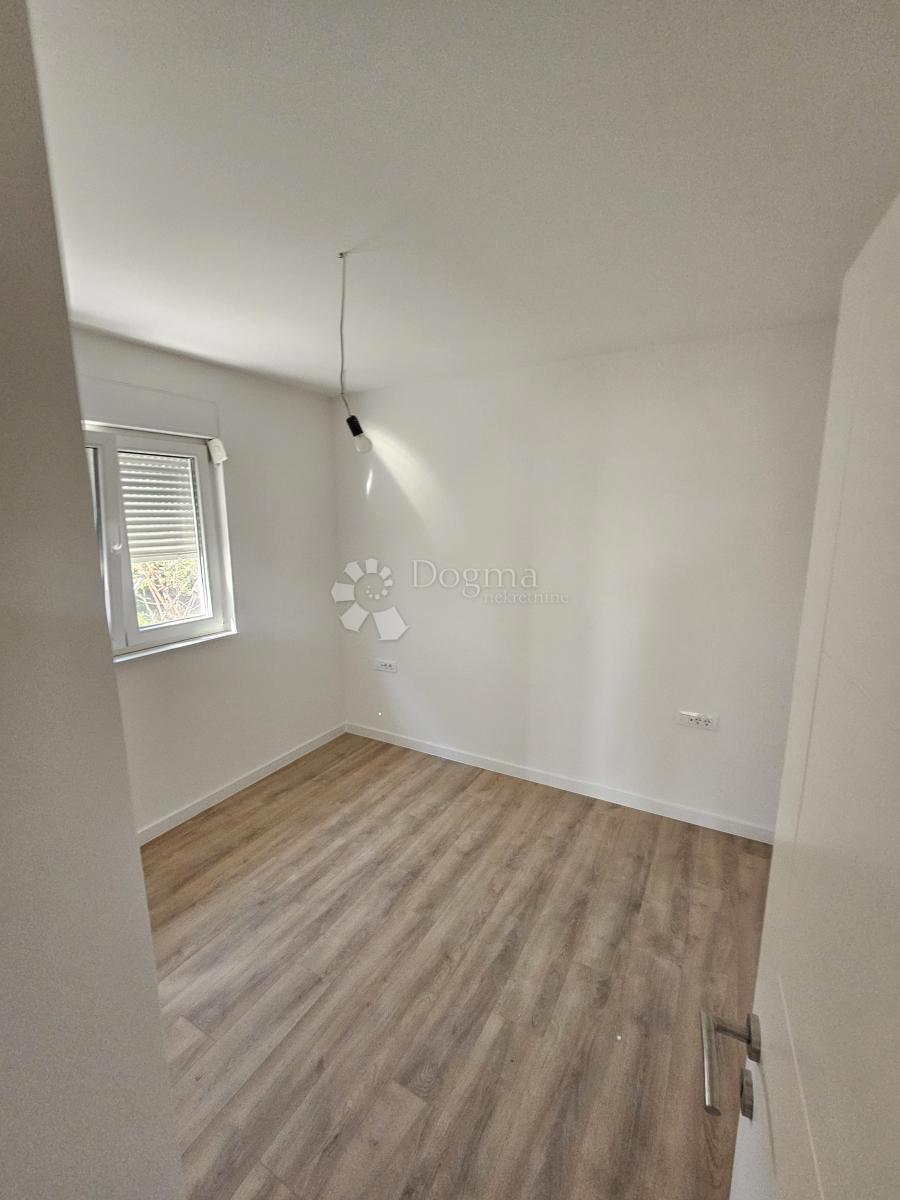 Stanovanje Kaštel Sućurac, Kaštela, 59m2